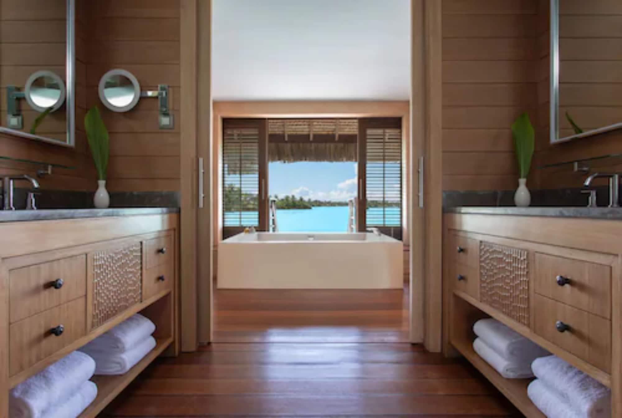 Four Seasons Resort Bora Bora Esterno foto